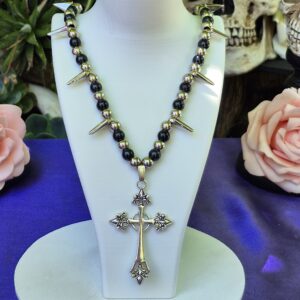 Collar Cruz con Puas