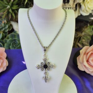 Cruz Victoriana Noir