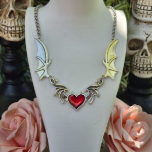 Collar Corazón Vampiresco