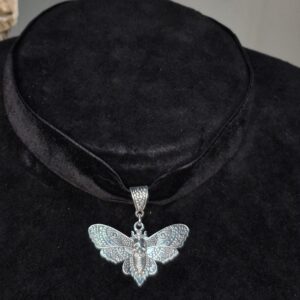 Choker polilla